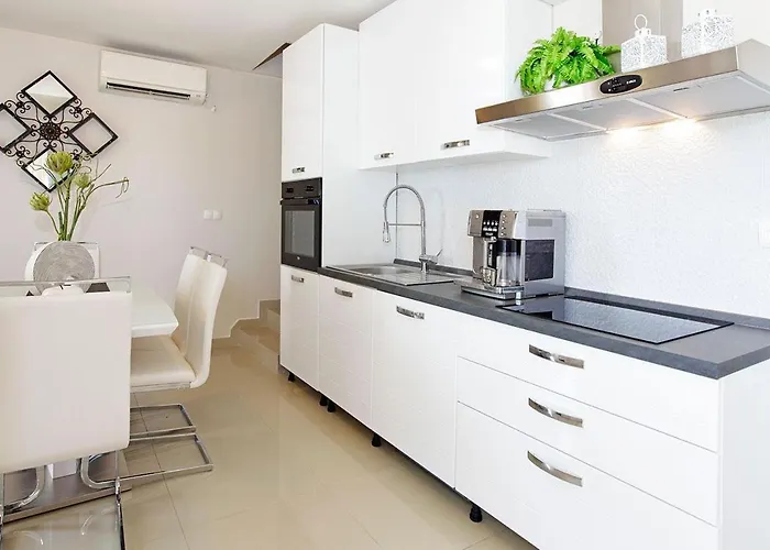 Paradise * Prigradica