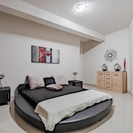 Paradise * Prigradica