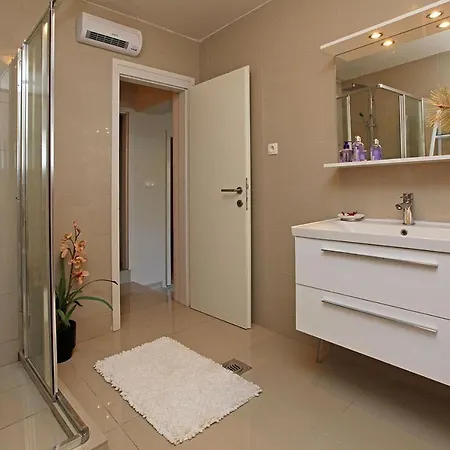 Paradise * Prigradica